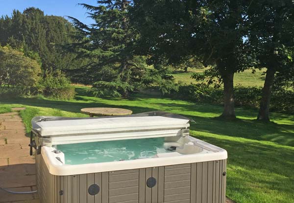 beautiful garden with extra large hot tub
