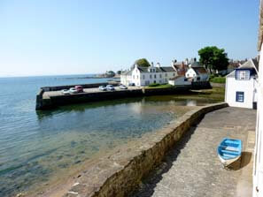 sleeps 4
