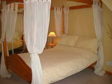 four poster bed
