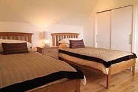 twin bedroom