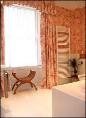 self catering alyth