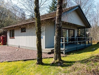 self-catering log cabin
