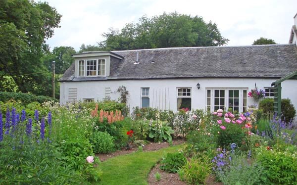 cottage garden Aberfoyle